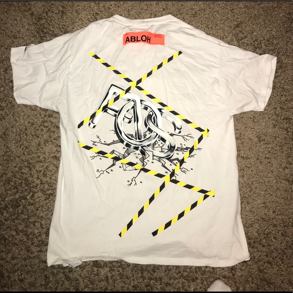 Off-White “FOS” x Champion collab T-shirt